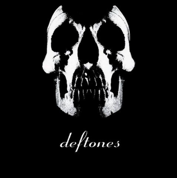 Profile Picture of Dennie Deblauwe (@denniexoxo) on Poshmark