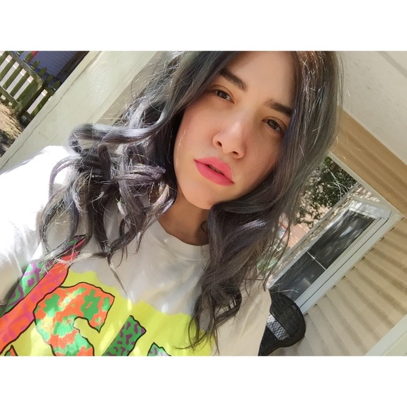 Profile Picture of Toni Bergold (@tbergold) on Poshmark