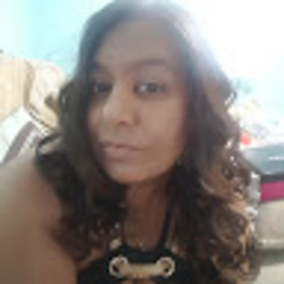 Profile Picture of Natasha Beharry (@natashabeharry) on Poshmark