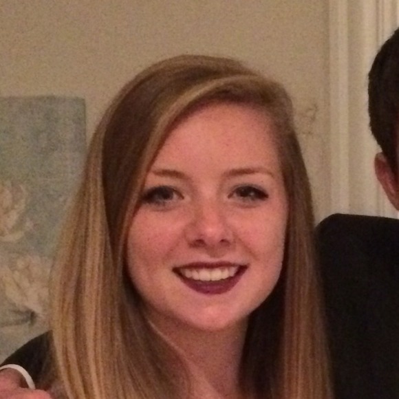 Profile Picture of Rachel Gathof (@rgathof) on Poshmark