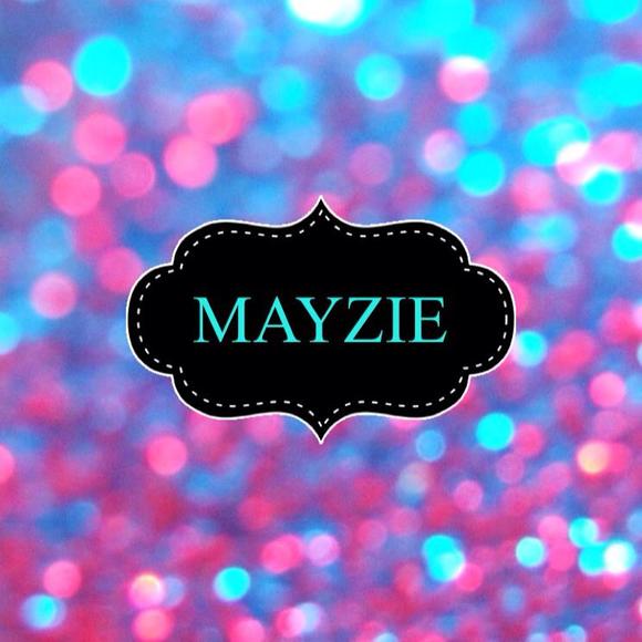 Profile Picture of Mayzie Criger (@panora2004) on Poshmark