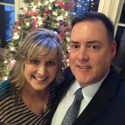 Profile Picture of April Saunders (@April73052533) on Twitter