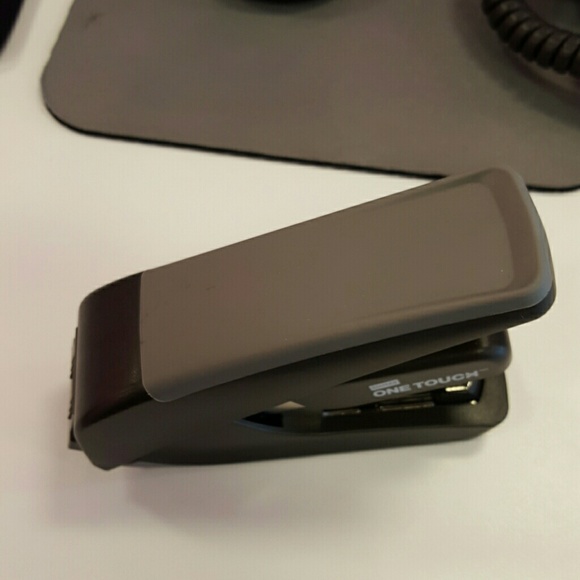 Profile Picture of Anthony Reagh (@toneoh30) on Poshmark