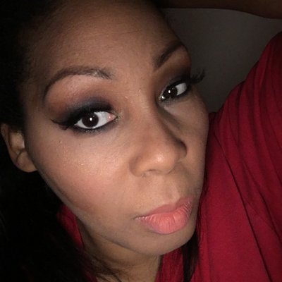 Profile Picture of Roslyn Brown (@MrsRozBLuv) on Twitter