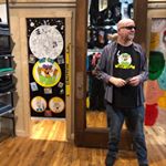 Profile Picture of johnholmstrumdressingroom (@johnholmstrumdressingroom) on Instagram