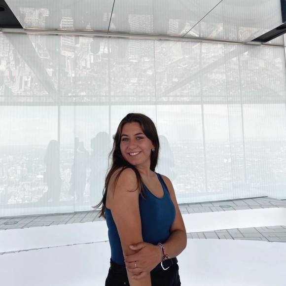 Profile Picture of Audrika Hainault (@audrikahainault) on Poshmark