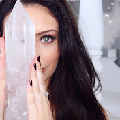 Profile Picture of Kim Crystal (@KimCrystal) on Youtube