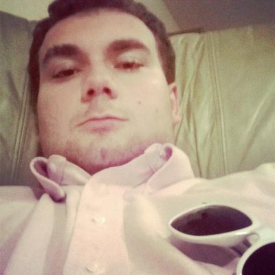 Profile Picture of Steven Demonte Moore (@getyabreadup20) on Twitter