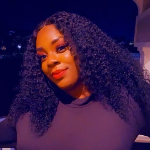 Profile Picture of Jakiah Tillis (@jakiaht) on Poshmark