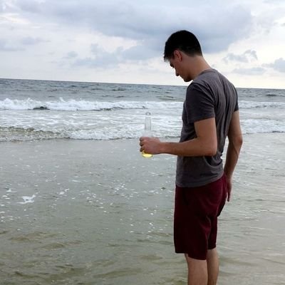Profile Picture of Ryan Schwister (@SchwisterSweets) on Twitter