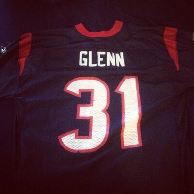 Profile Picture of Chris Glenn (@YungDonC) on Twitter