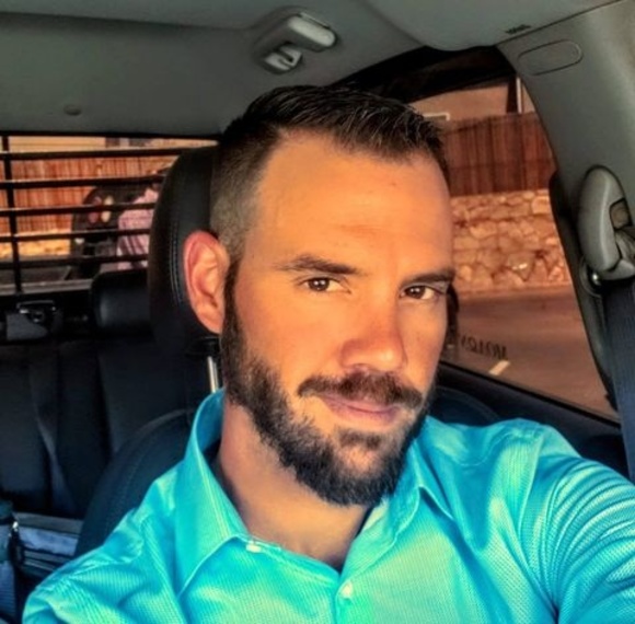 Profile Picture of Kevin Cochran (@kmpcochran) on Poshmark
