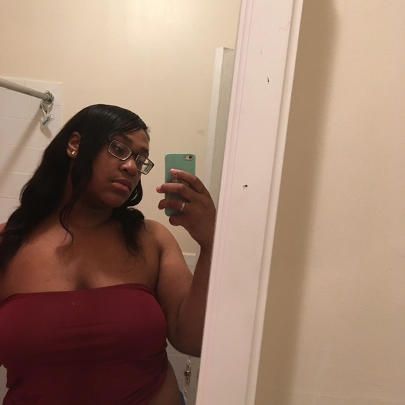 Profile Picture of Raven Stephens (@raveen717) on Poshmark