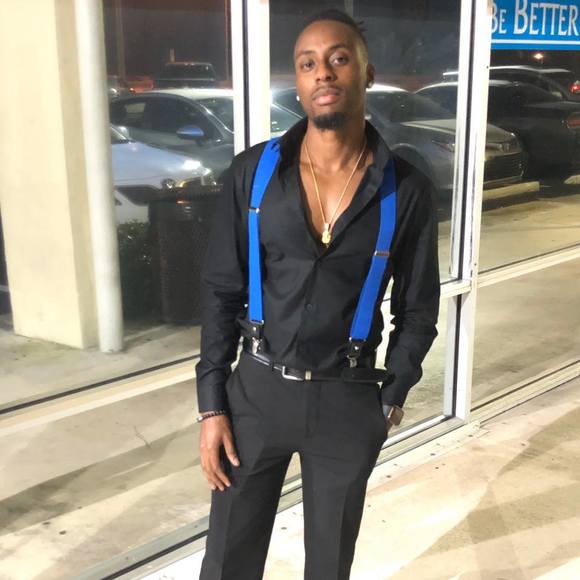 Profile Picture of Jeffrey Pierre (@jeffreypierre) on Poshmark