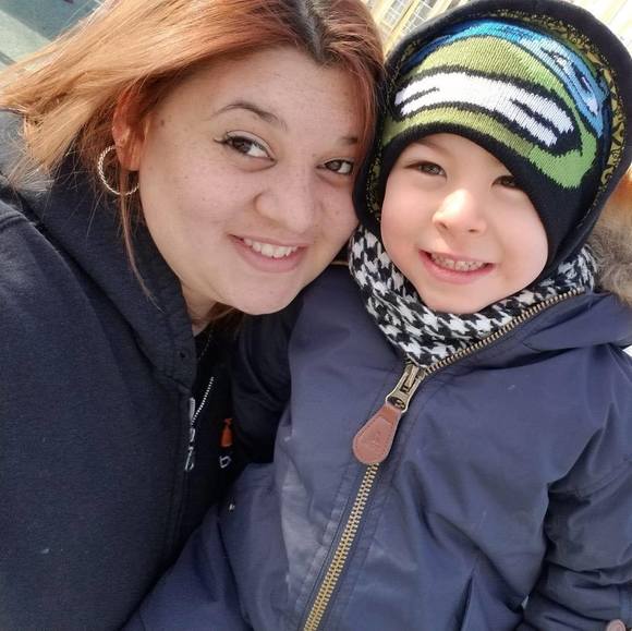 Profile Picture of Yenifer Alvez (@shenii) on Poshmark