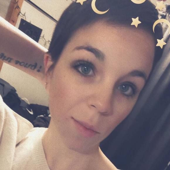 Profile Picture of Hazel Raynes (@hazelraynes) on Poshmark