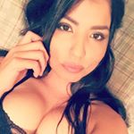 Profile Picture of Lindsay Sinclair (@greensneakers21) on Instagram