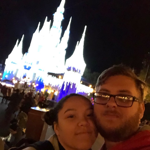 Profile Picture of Patrick Hallock (@patchesncream) on Poshmark