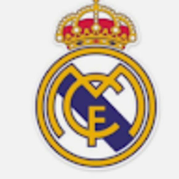 Profile Picture of Lopez Lopez (@lopezlopez139) on Poshmark