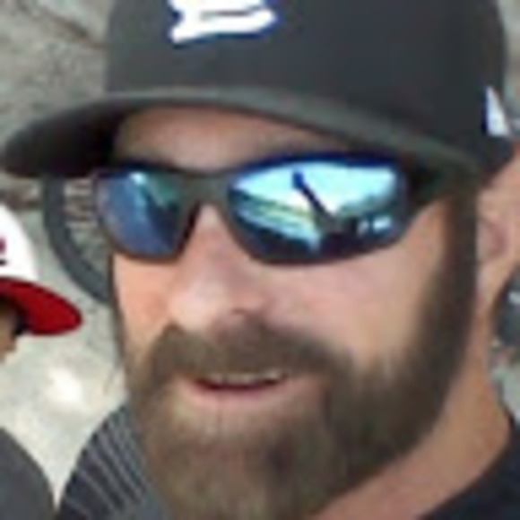 Profile Picture of Charles Barthels (@charlesbarthels) on Poshmark