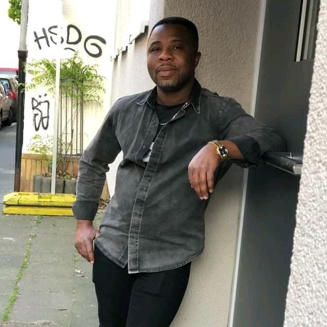 Profile Picture of Eric Asante (@asanteer) on Tiktok