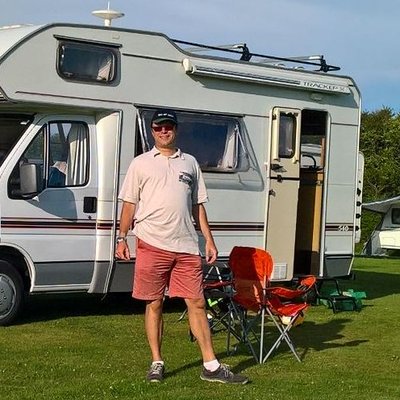 Profile Picture of Dave Ovenden (@DaveOvenden1) on Twitter