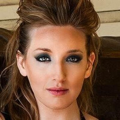 Profile Picture of Jessica Burnett (@JessicaBurnett5) on Twitter