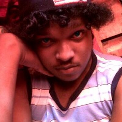 Profile Picture of Aaron Salvatore (@silvervampwolf) on Twitter