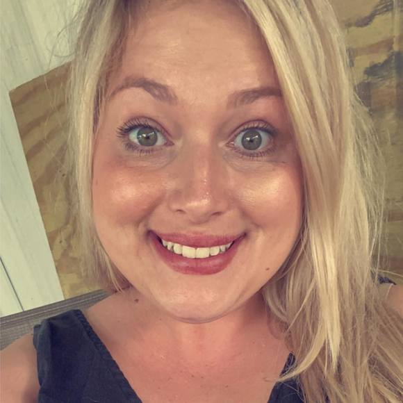 Profile Picture of Brittany Borganelli (@bborganelli93) on Poshmark