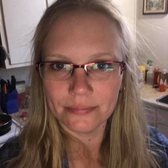 Profile Picture of Breann Anttonen (@breannanttonen) on Poshmark