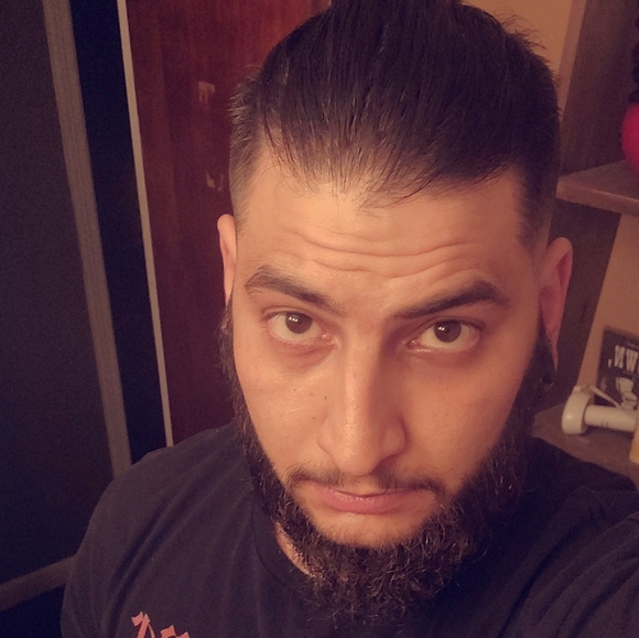 Profile Picture of Timothy Greer (@tjgreer9109) on Poshmark