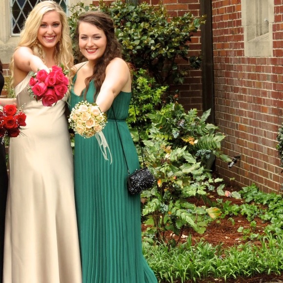 Profile Picture of Annemarie Mcdurmon (@ammcdurmon) on Poshmark