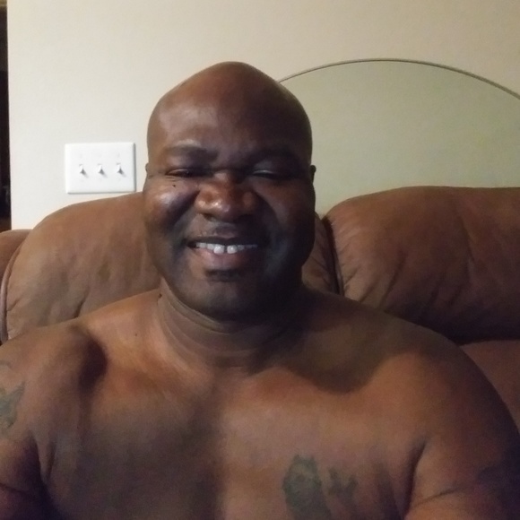 Profile Picture of Raywood Landry (@rwoodl48) on Poshmark