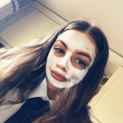 Profile Picture of Eloise Graham (@EloiseGraham13) on Twitter