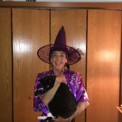 Profile Picture of Alison Knopf (@alisonknopf) on Twitter