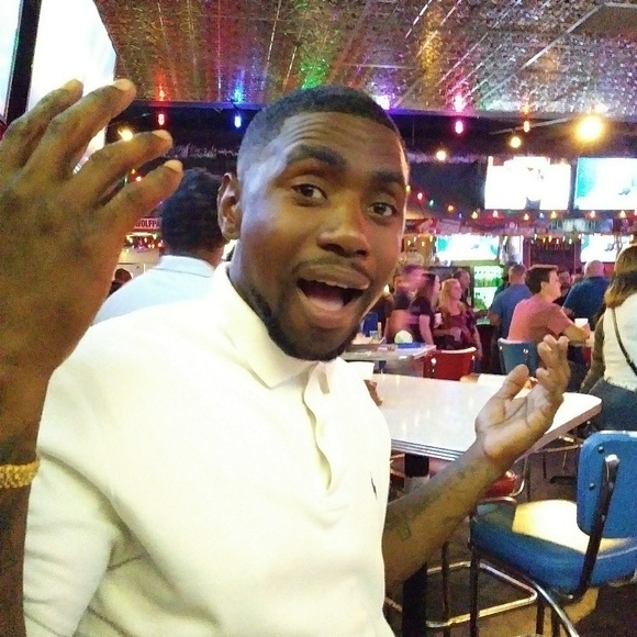 Profile Picture of James Coates (@shiloh803) on Poshmark