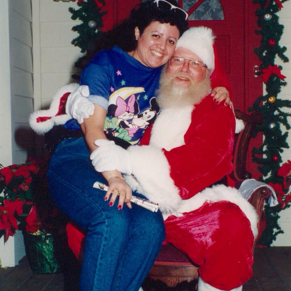 Profile Picture of Berta Serrano (@bertamarie) on Poshmark