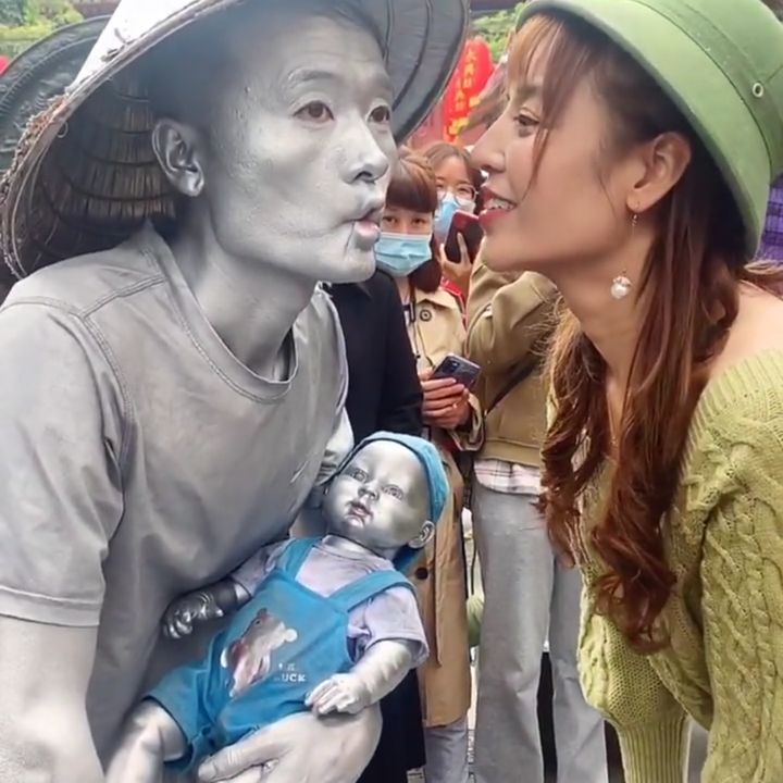 Profile Picture of tikjun13 (@iisilverman) on Tiktok