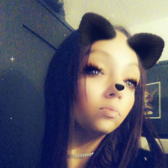 Profile Picture of Kris Carcano (@krystlelyn) on Poshmark