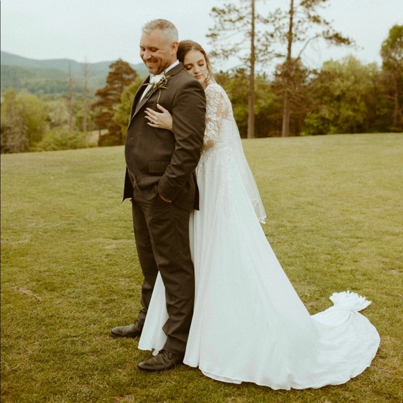 Profile Picture of Nicholas Cooper (@ncooper327) on Poshmark