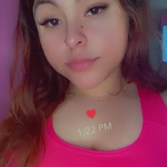 Profile Picture of Lissette Jimenez (@kwelgirl) on Poshmark