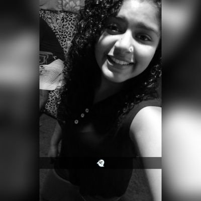 Profile Picture of Stella Rodrigues (@Stela_Medeiros) on Twitter