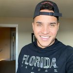 Profile Picture of Stephen Mackenzie-smith (@stephen.mackenziesmith) on Instagram