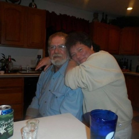 Char Reynolds - Poshmark Profile Picture of Char Reynolds (@charbuckshot) on Poshmark