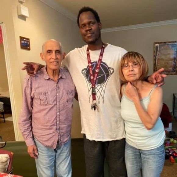 Profile Picture of Mark Farias (@markfarias) on Poshmark