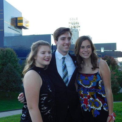 Profile Picture of Zach Paradis (@zachparad1s) on Twitter