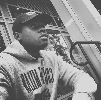 Profile Picture of David Lauren (@DavidLauren_) on Twitter