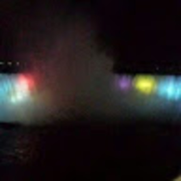 Profile Picture of Danny Yue (@danielyue977) on Poshmark