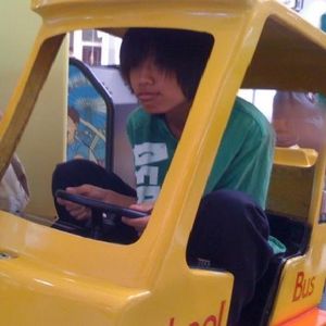 Profile Picture of Bill Nguyen (@billlybutton) on Myspace