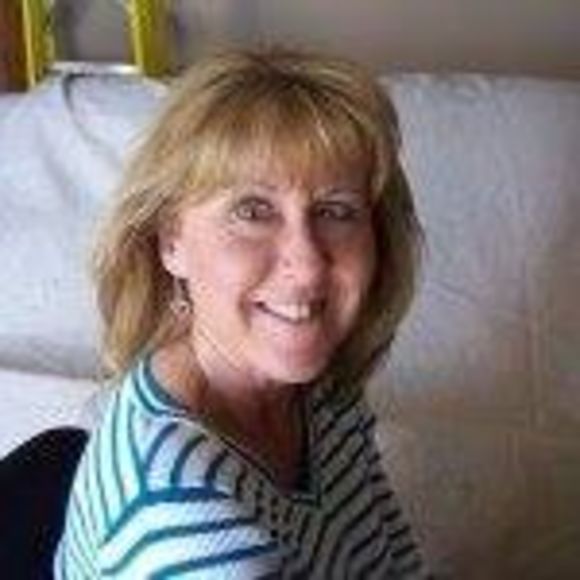 Profile Picture of Audrey Hale (@audreyhale416) on Poshmark